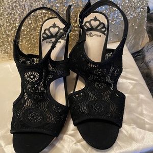 Never Worn! Black Mesh Fergalicious Vandalia Sandal Size 7.5M Wedge 4.5"